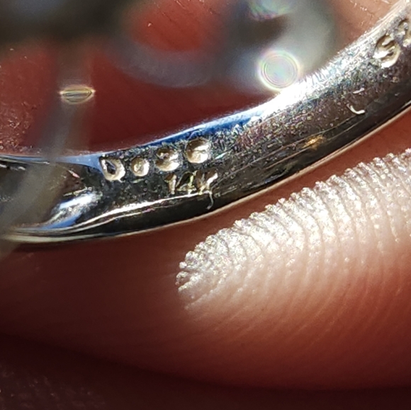 14k White Gold Diamond Butterfly Ring - Picture 8 of 11